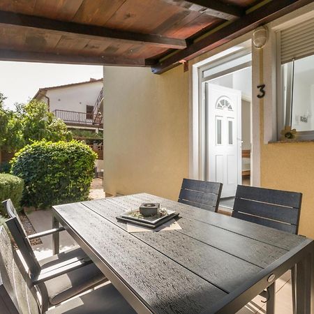 Trbovic Apartments Peaceful Stay With Free Parking, Pet-Friendly, And Bike Storage In Umag Exterior foto