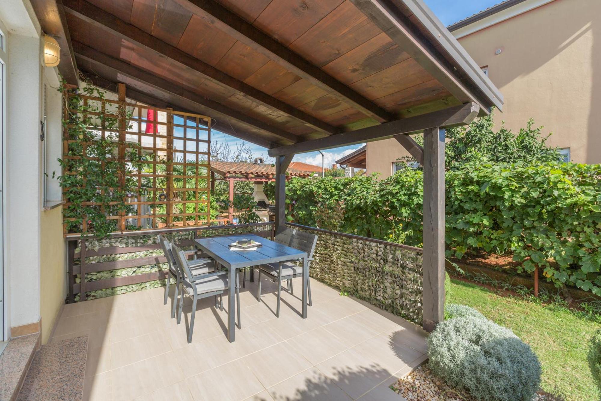 Trbovic Apartments Peaceful Stay With Free Parking, Pet-Friendly, And Bike Storage In Umag Exterior foto