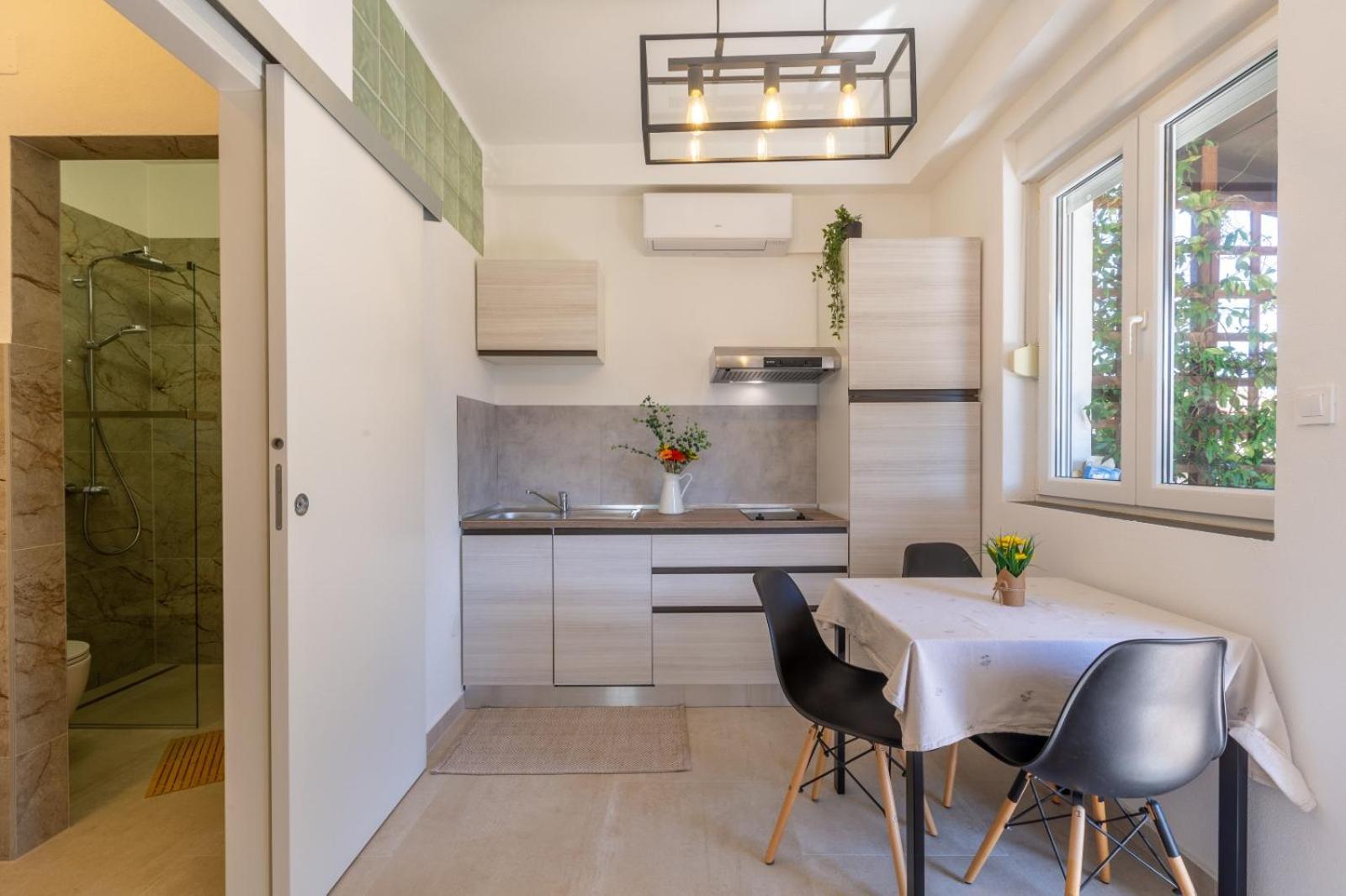 Trbovic Apartments Peaceful Stay With Free Parking, Pet-Friendly, And Bike Storage In Umag Exterior foto